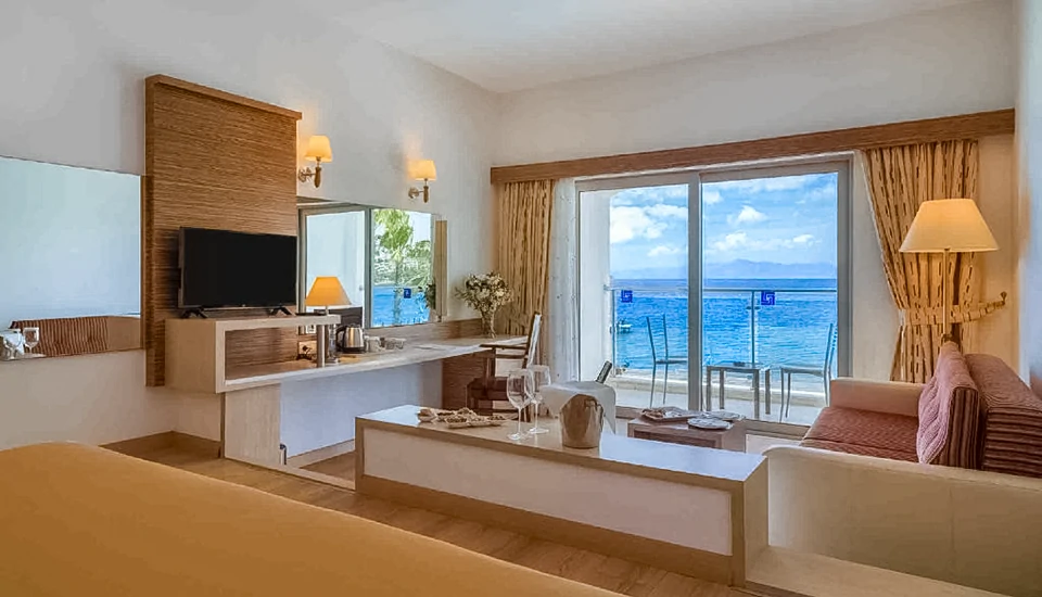 هتل آزور بای یلکن بدروم